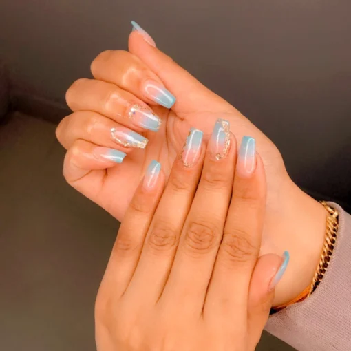 Nail extension - Hand